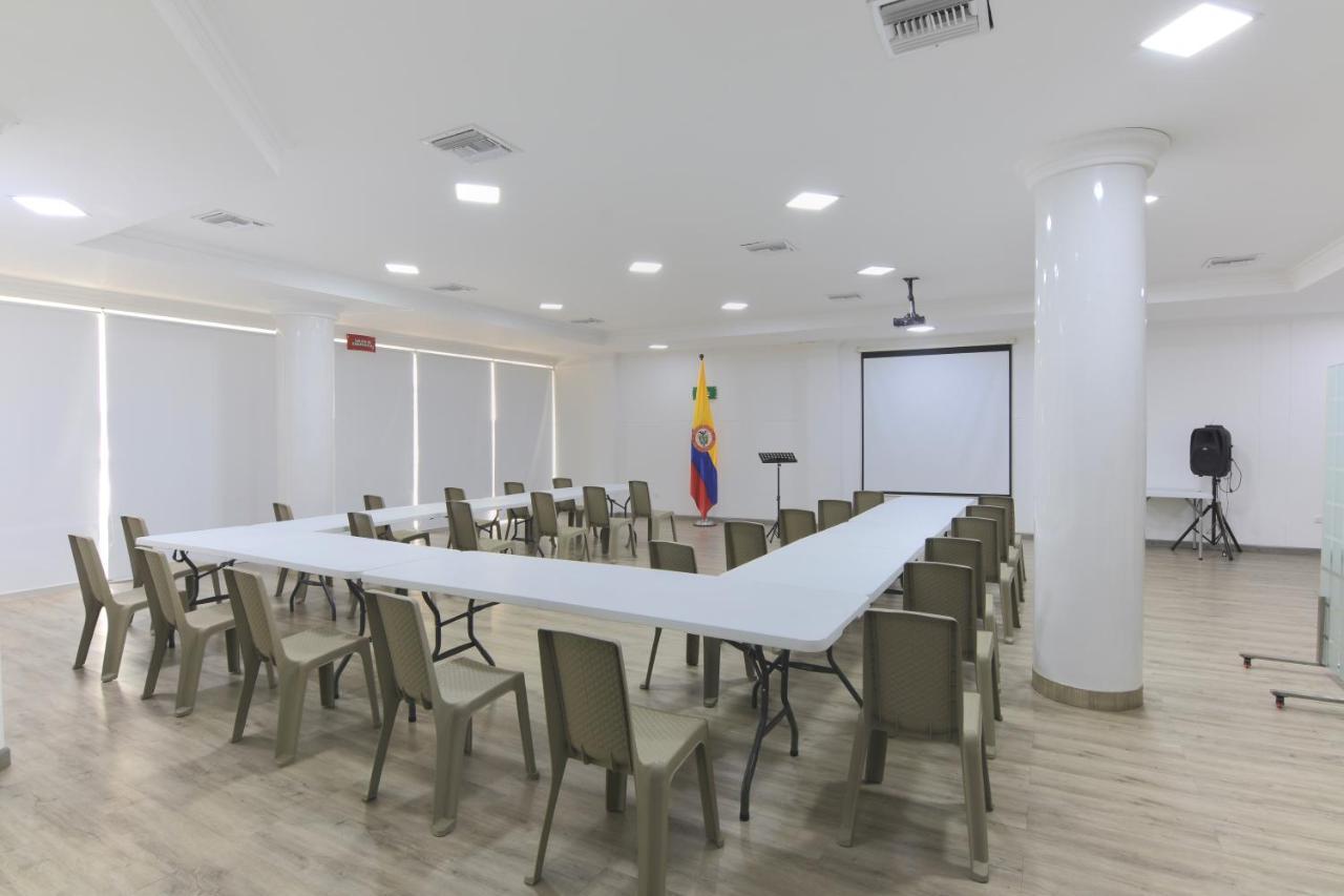 Hotel Florida Синселехо Екстериор снимка