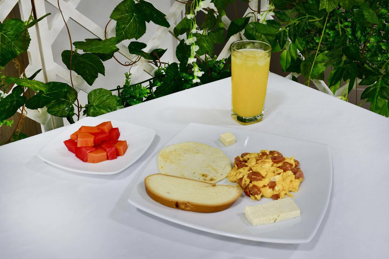 Hotel Florida Синселехо Екстериор снимка