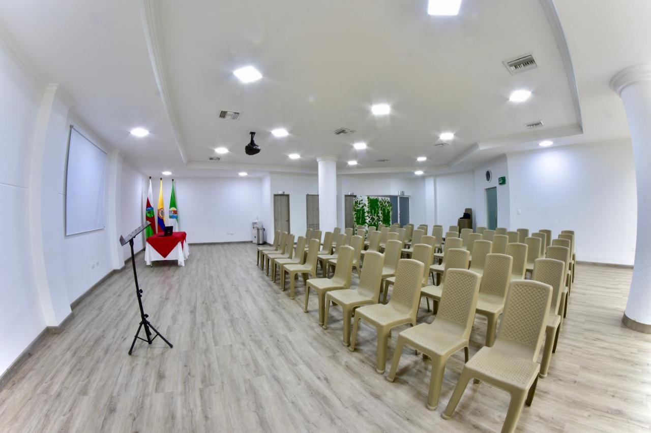 Hotel Florida Синселехо Екстериор снимка